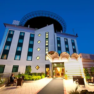 Castagna Palace & Restaurant Hotel