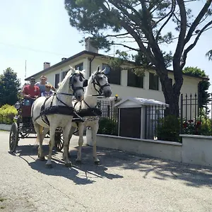 Konukevi La Siesta, Villafranca di Verona