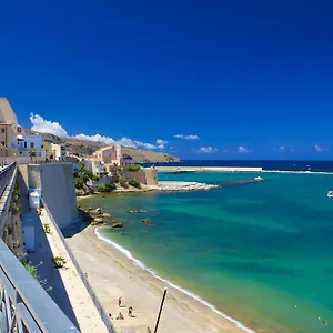 https://balconi-belmare-appartamenti.sicilyhotelsitaly.net